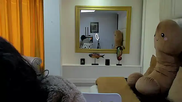 gaby trent online show from December 16, 2:49 pm
