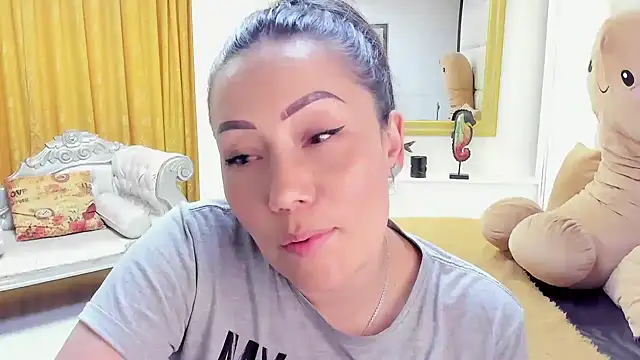 gaby trent online show from December 20, 8:45 pm