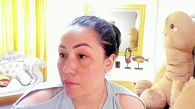 gaby trent online show from December 31, 3:31 pm