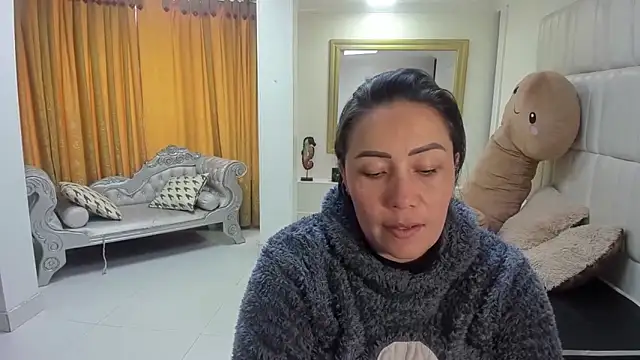 gaby trent online show from February 16, 3:30 pm