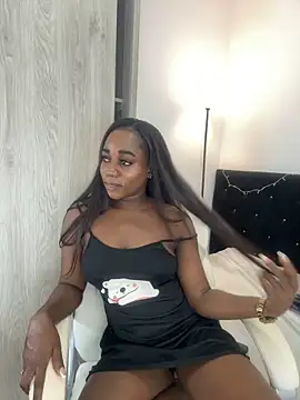 cristaaalclocks1 online show from December 19, 3:41 pm