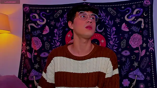 LeaneSeb online show from December 11, 12:12 pm