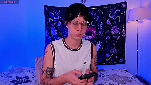 LeaneSeb online show from February 28, 6:41 pm