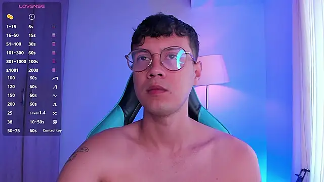 LeaneSeb online show from February 25, 1:21 pm