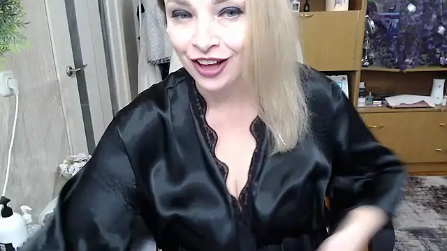 Mika Passion online show from October 11, 7:51 am