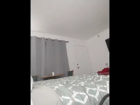 Snapshot of KandiK37 chatting on November 6, 5:52 am KandiK37 online show from November 6, 5:52 am