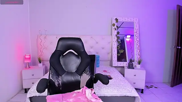 ximena slut 21 online show from March 20, 1:13 am