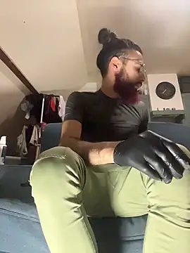 Av0caT online show from March 6, 6:37 pm