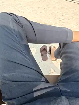 Snapshot of GUJJU_GUJARATI chatting on January 8, 7:32 am GUJJU GUJARATI online show from January 8, 7:32 am