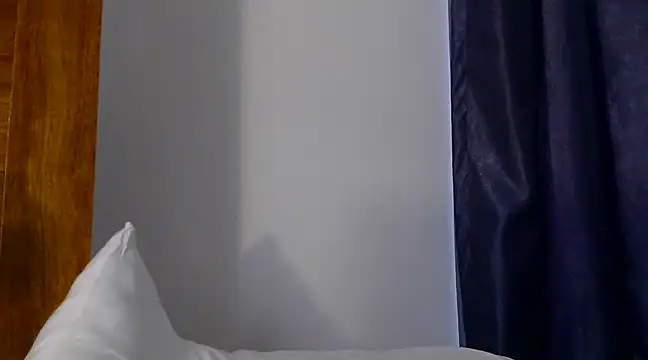 katt008 online show from December 9, 7:28 am