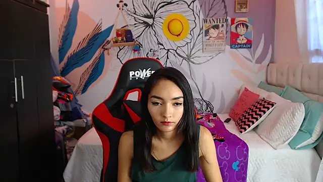 LinzyBaner online show from February 19, 9:58 pm