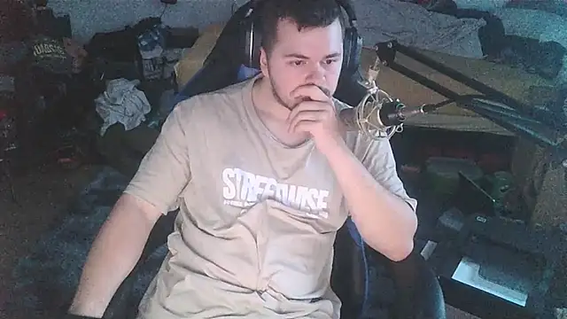 sven7962 online show from November 24, 9:03 pm