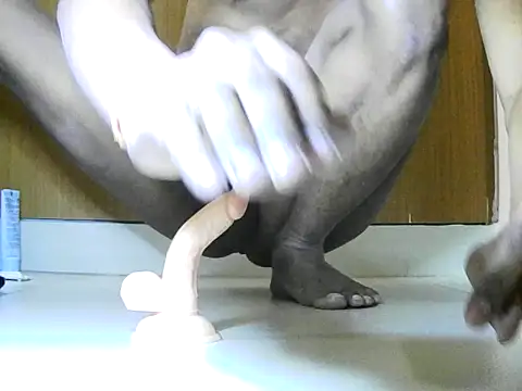 Snapshot of roadies chatting on November 12, 8:52 pm roadies online show from November 12, 8:52 pm