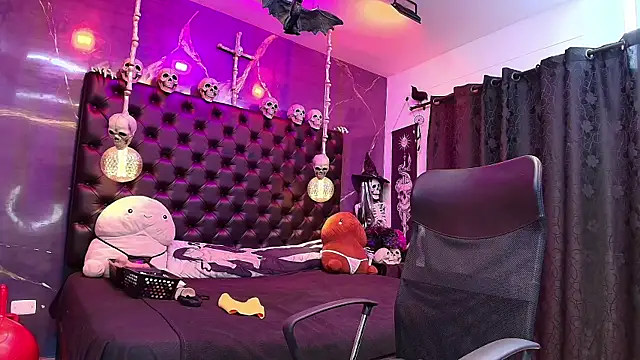 AlexHoe  online show from January 18, 12:46 am