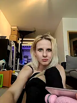 Snapshot of TeenCzechPussy chatting on January 29, 10:27 am TeenCzechPussy online show from January 29, 10:27 am