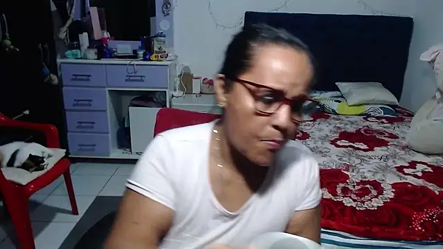 pervert mommy  online show from May 22, 12:51 am