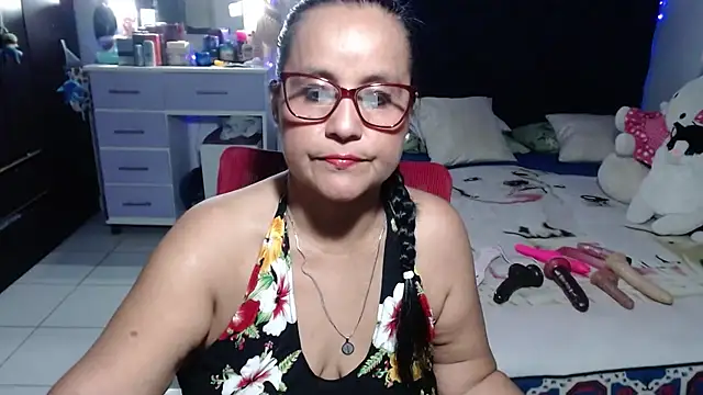 pervert mommy  online show from June 30, 9:43 am