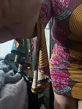 XHotJuicyBootyXX online show from May 3, 1:06 pm