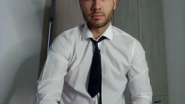 Justynn1 online show from December 31, 7:31 am