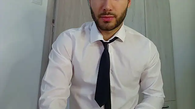 Justynn1 online show from March 19, 5:41 am