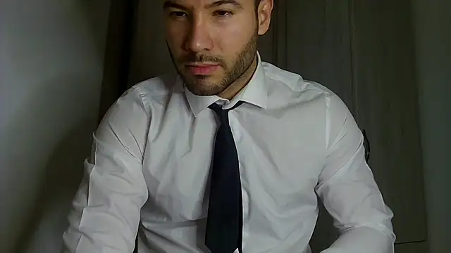 Justynn1 online show from April 6, 8:43 pm