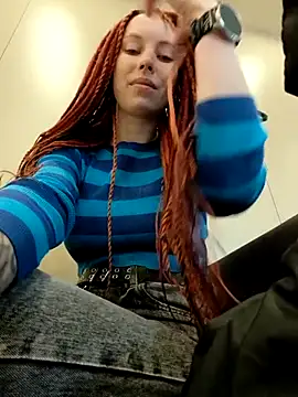 Frost foxy online show from October 18, 2:25 am