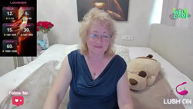 Snapshot of laylaroma chatting on July 3, 2:23 pm laylaroma online show from July 3, 2:23 pm