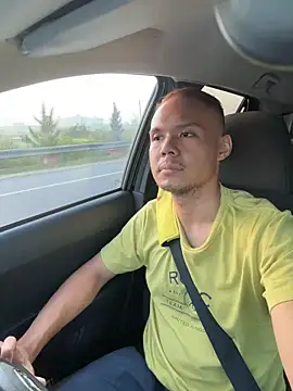 EllisZlatan online show from March 1, 11:51 pm