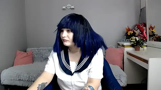 Estheri online show from February 24, 7:28 am