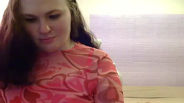 Snapshot of AliceForLoveOh chatting on June 2, 1:07 am AliceForLoveOh online show from June 2, 1:07 am