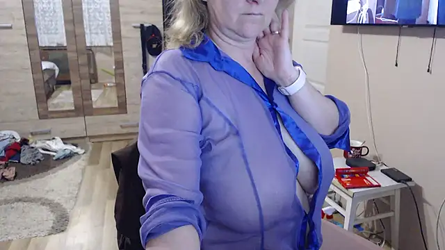 Elza01 online show from May 1, 7:29 pm