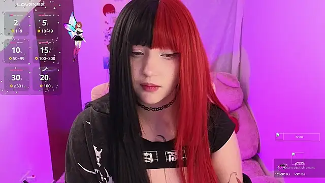 Snapshot of KuroChan420 chatting on September 26, 1:42 am KuroChan420 online show from September 26, 1:42 am