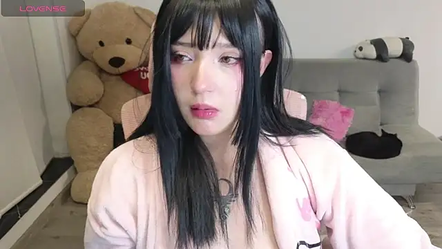 Snapshot of KuroChan420 chatting on July 16, 3:12 am KuroChan420 online show from July 16, 3:12 am