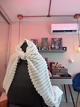 Snapshot of Zoe_Bae chatting on February 1, 4:33 pm Zoe Bae online show from February 1, 4:33 pm