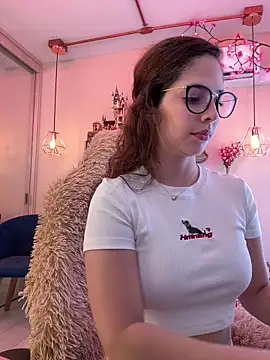 Zoe Bae online show from March 8, 12:08 am