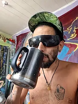 Snapshot of Toycockhot chatting on October 6, 5:43 pm Toycockhot online show from October 6, 5:43 pm