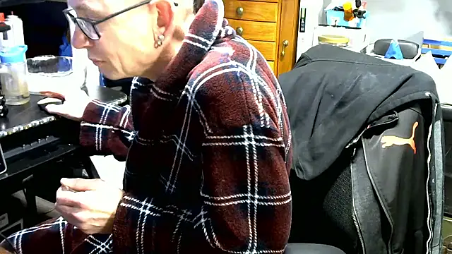 jjdirty6996 online show from January 16, 10:19 am