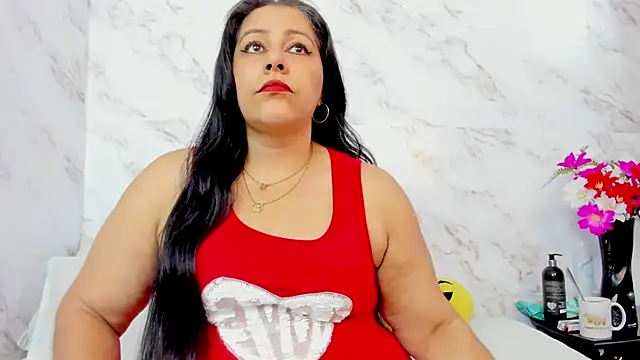 Snapshot of SexxyPamela chatting on November 6, 7:48 pm SexxyPamela online show from November 6, 7:48 pm