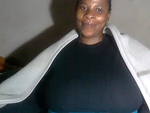 Snapshot of Choco-Coco10 chatting on October 28, 2:26 am Choco-Coco10 online show from October 28, 2:26 am