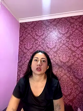 juliana diaz online show from October 13, 11:21 am