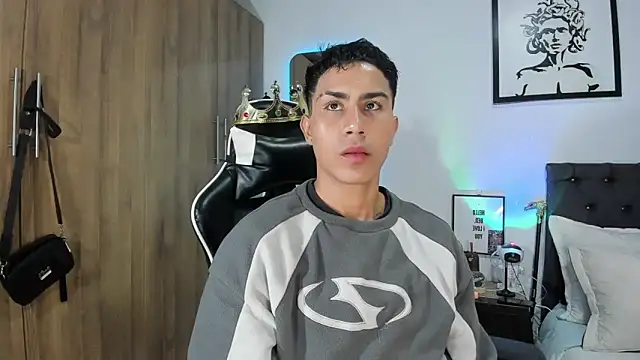 AlanNaughty online show from March 10, 10:15 pm