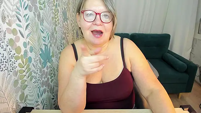 Snapshot of Shannonshine chatting on January 16, 1:26 pm Shannonshine online show from January 16, 1:26 pm