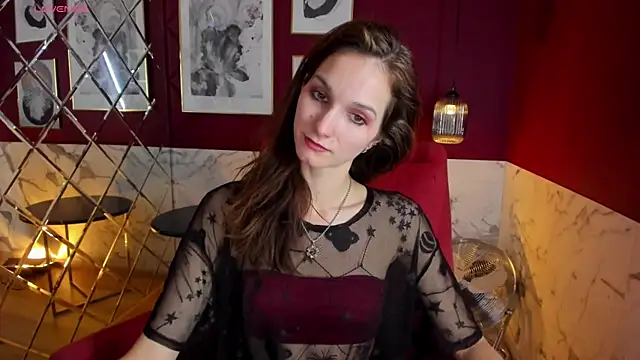 Snapshot of MirandaGlow chatting on January 21, 11:56 am MirandaGlow online show from January 21, 11:56 am