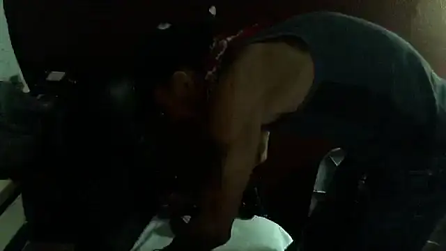 mycock2474u online show from October 31, 6:47 am