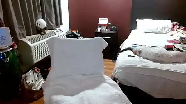 mycock2474u online show from November 15, 11:07 am