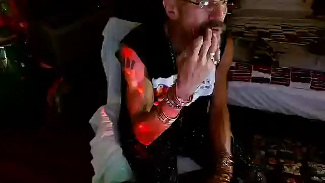 mycock2474u online show from November 19, 6:24 am