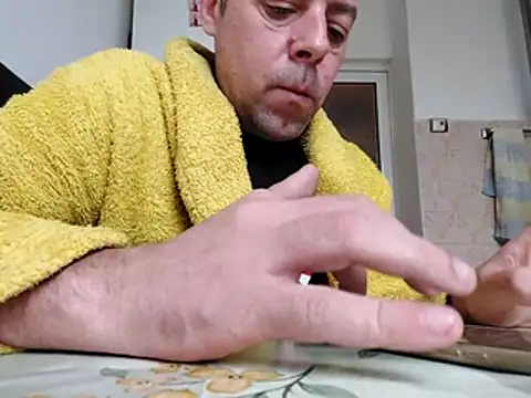 david geam online show from April 4, 5:27 am