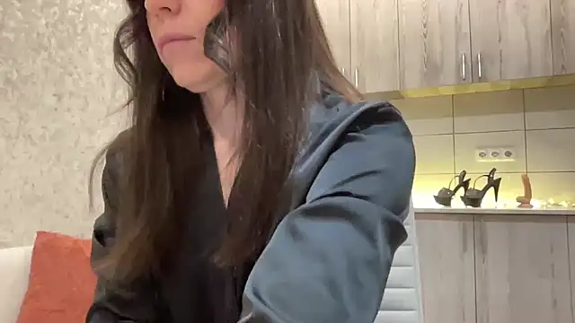 Snapshot of HotyWinter chatting on March 26, 3:12 am HotyWinter online show from March 26, 3:12 am