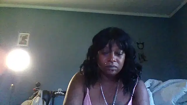 msdeedee online show from August 3, 12:54 pm