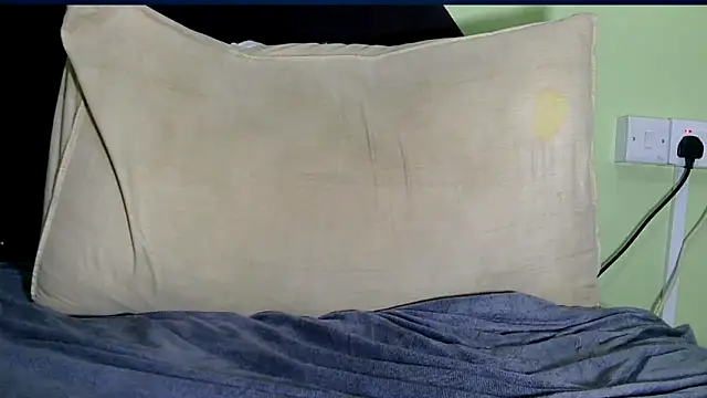 sweetchoco2020 online show from October 14, 1:39 am